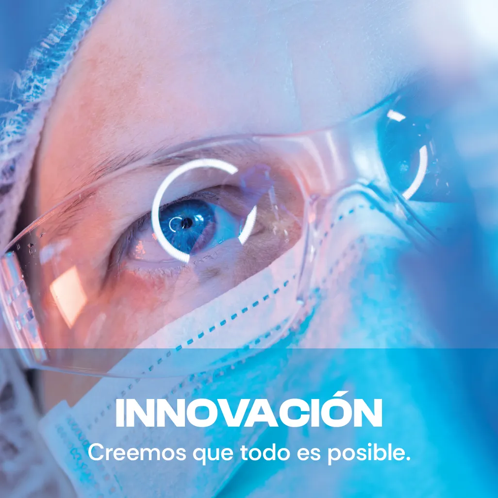 Innovación. Impulsamos el progreso con grandes ideas. Una foto en primer plano que muestra a un científico usando gafas de protección. Innovación. Impulsamos el progreso con grandes ideas. Una foto en primer plano que muestra a un científico usando gafas de protección.